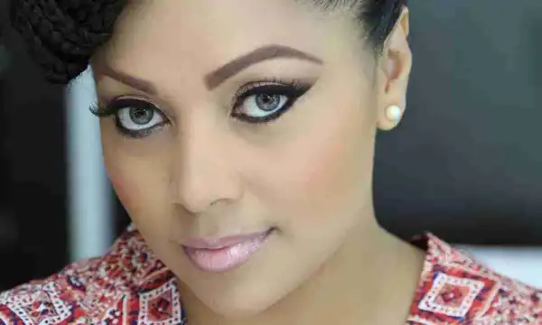 Fans Storm Lola Omotayo-Okoye